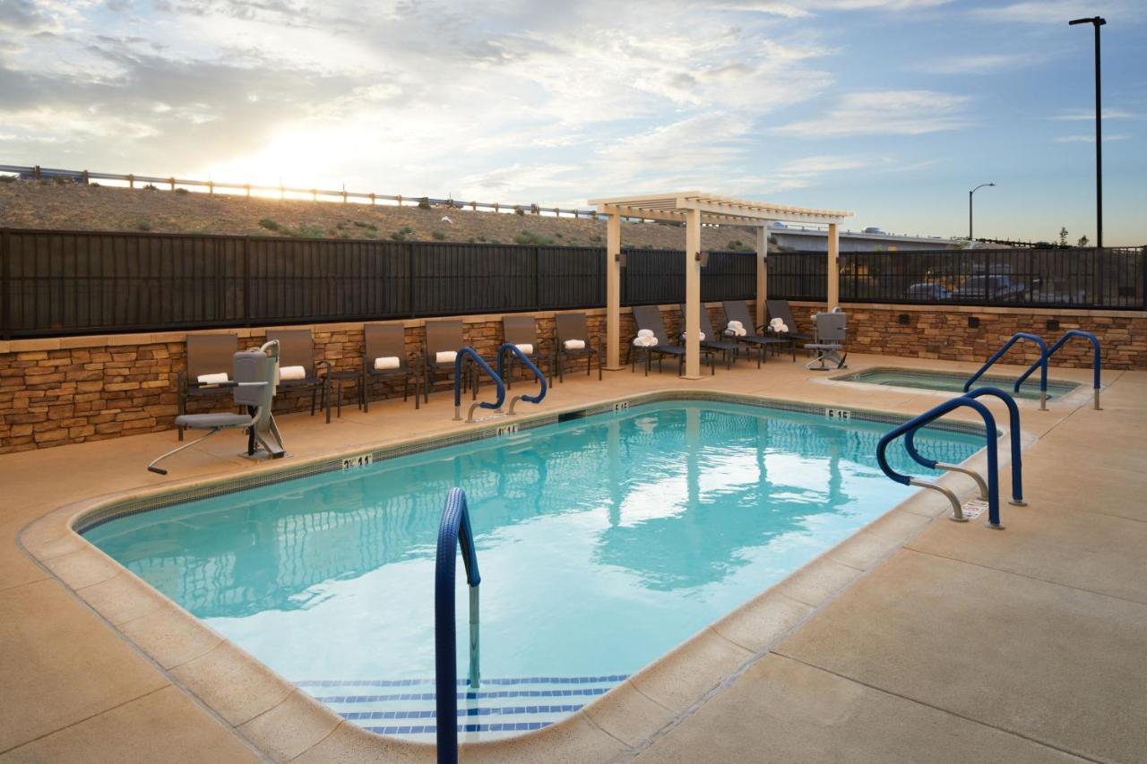 Fairfield By Marriott Inn & Suites Palmdale West المظهر الخارجي الصورة